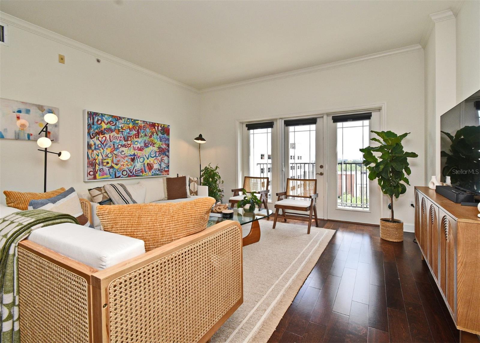 Image 7 of 29 For 2305 Edgewater Drive 1604