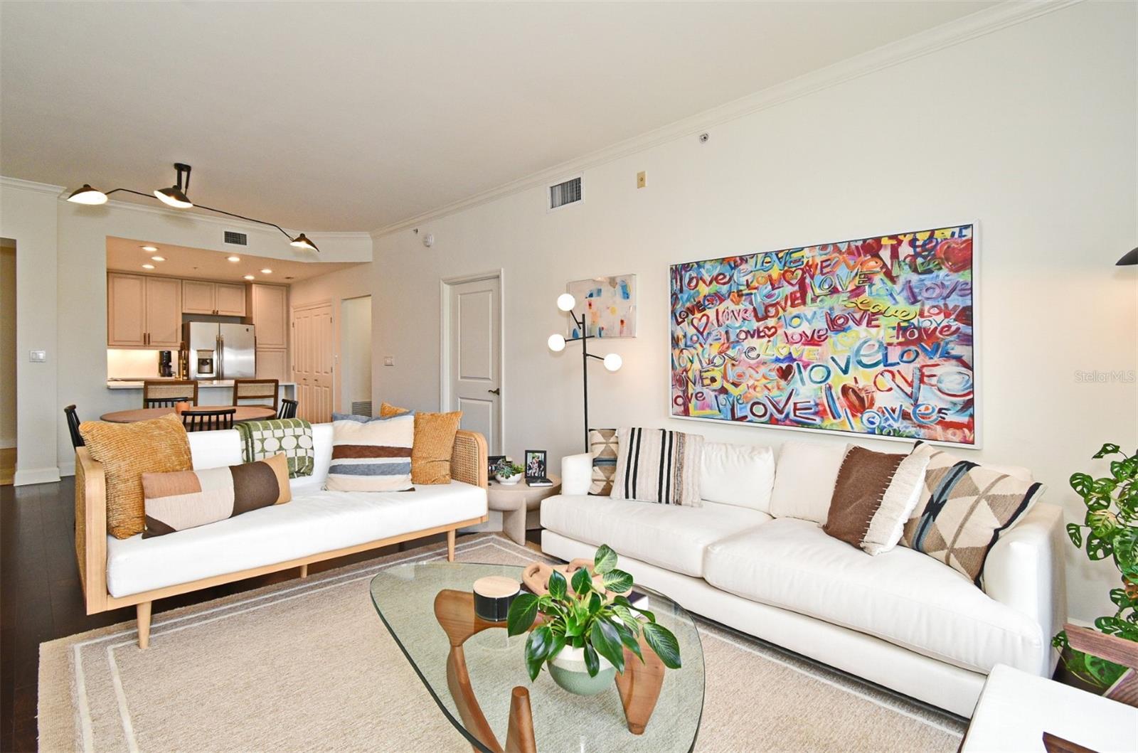 Image 9 of 29 For 2305 Edgewater Drive 1604