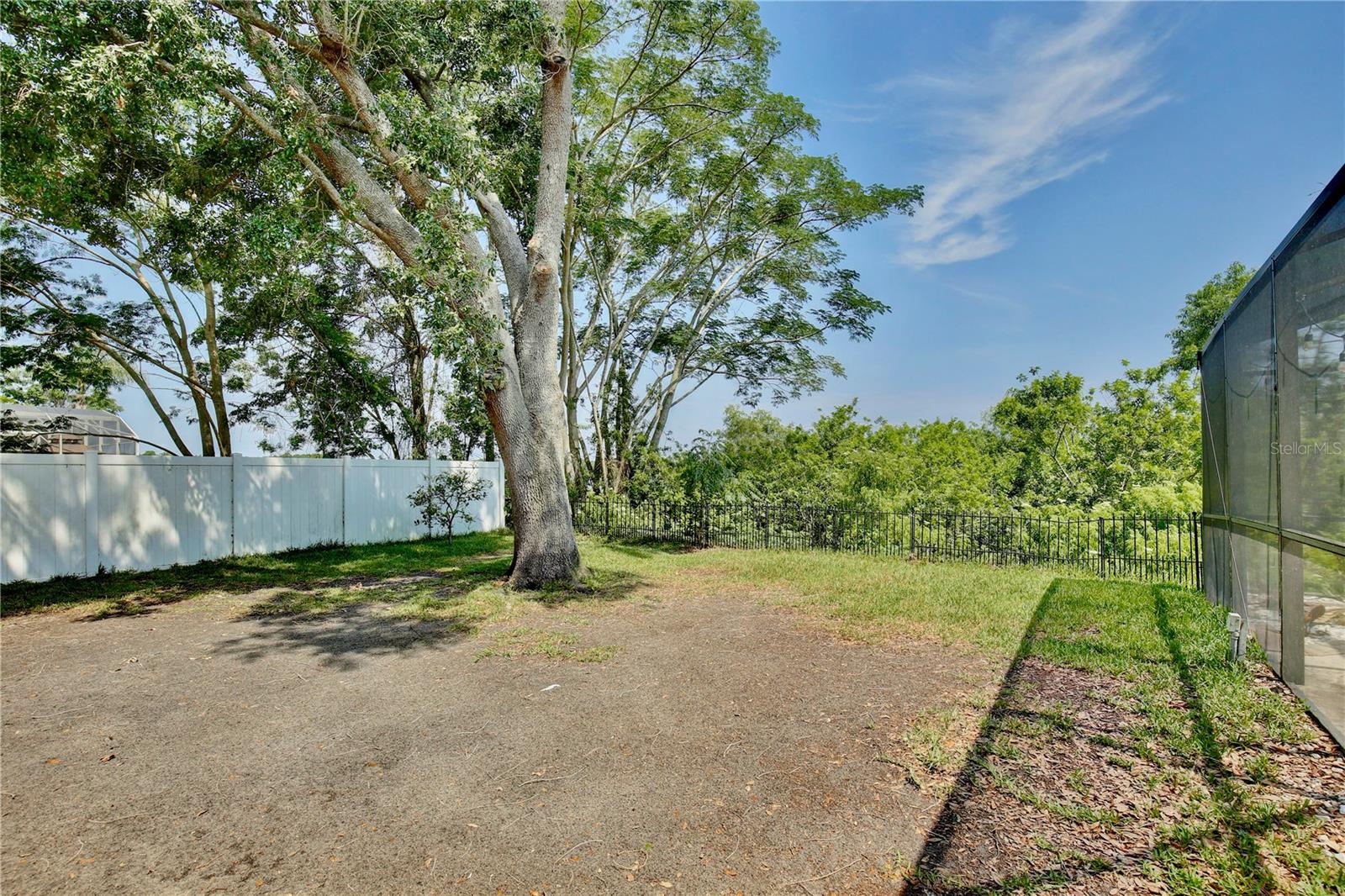 Image 42 of 60 For 1302 Shelter Rock Road