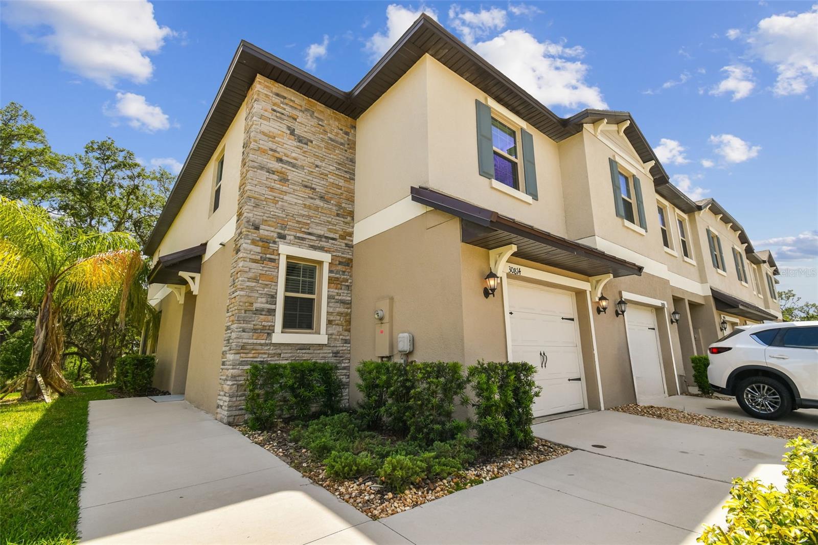 Image 2 of 98 For 30814 Veridian Way