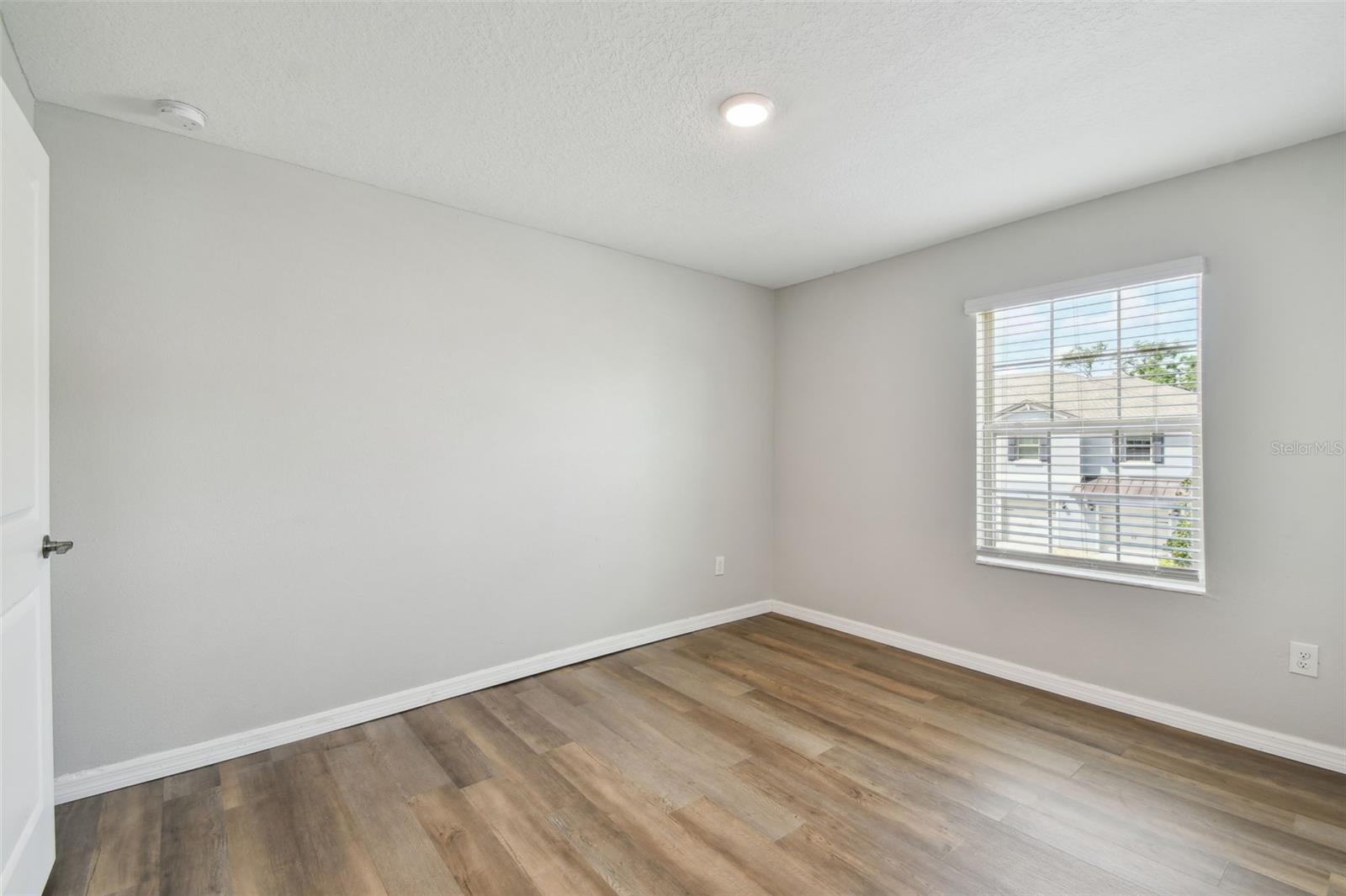 Image 52 of 98 For 30814 Veridian Way