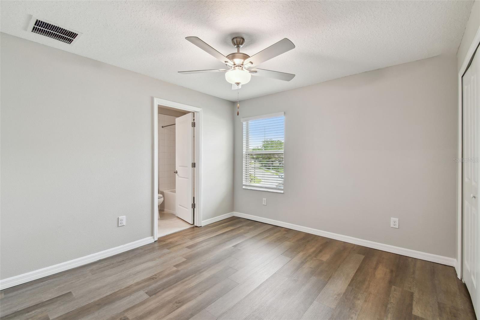 Image 59 of 98 For 30814 Veridian Way