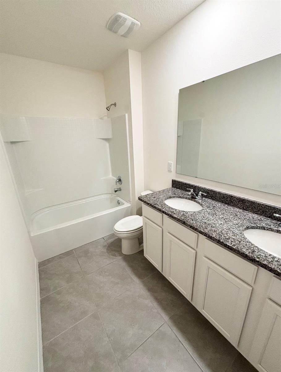 Image 10 of 16 For 5168 Greenheart Avenue