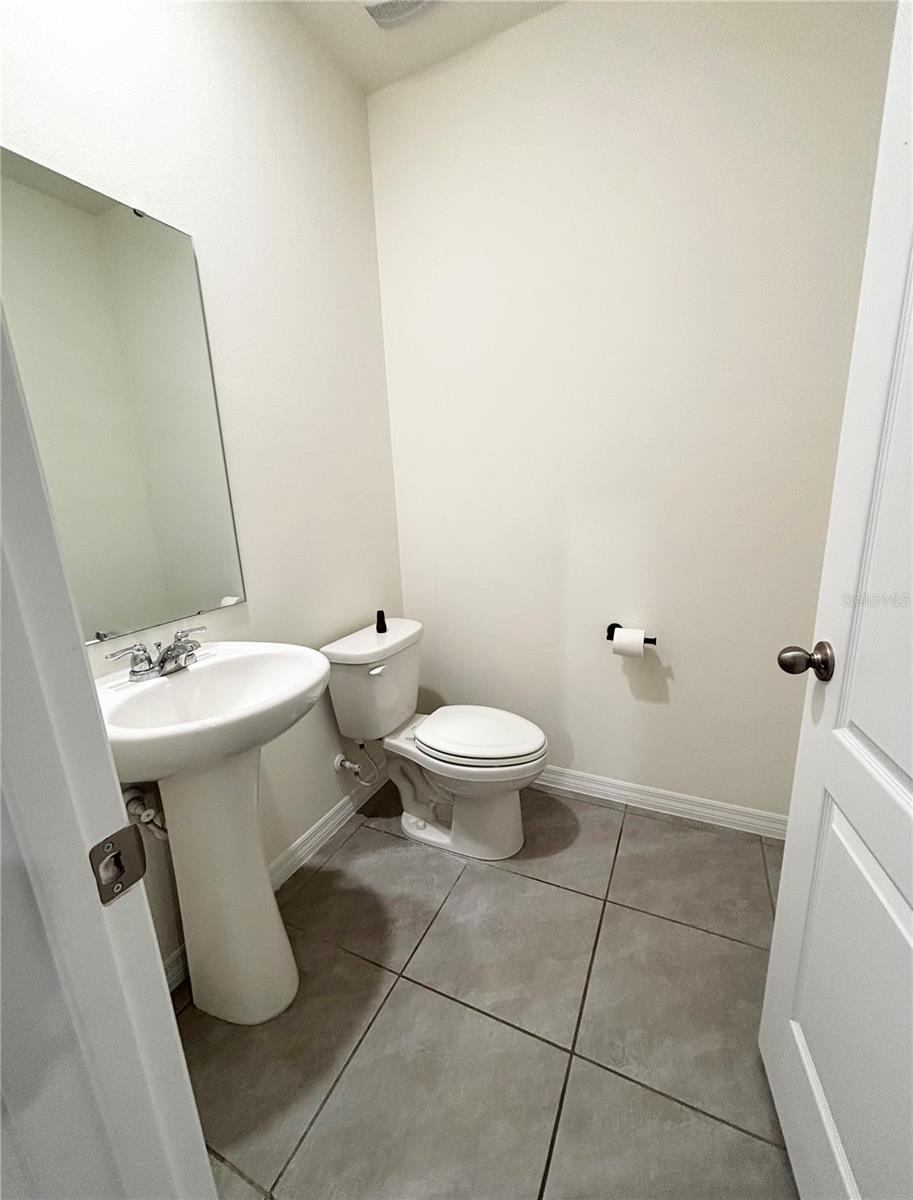Image 6 of 16 For 5168 Greenheart Avenue