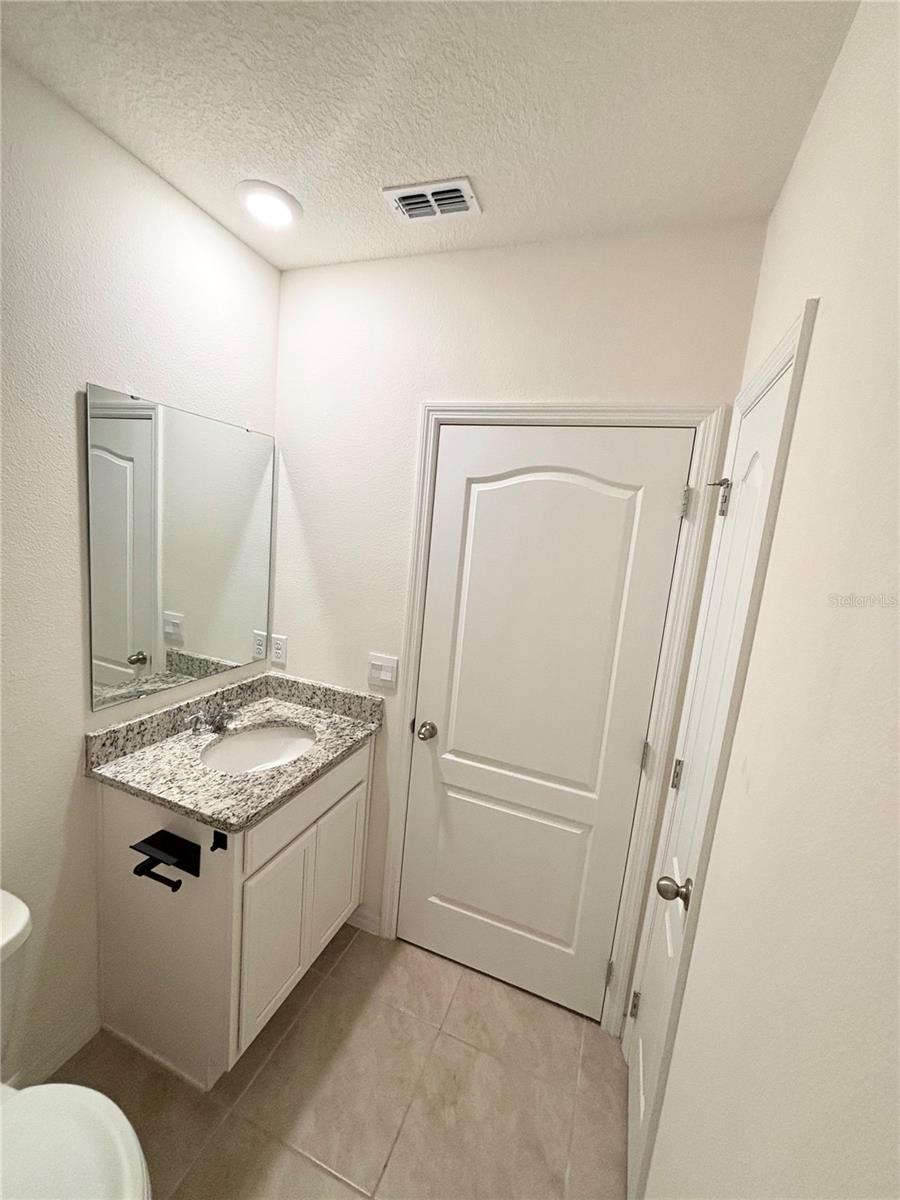 Image 16 of 21 For 5216 Greenheart Avenue