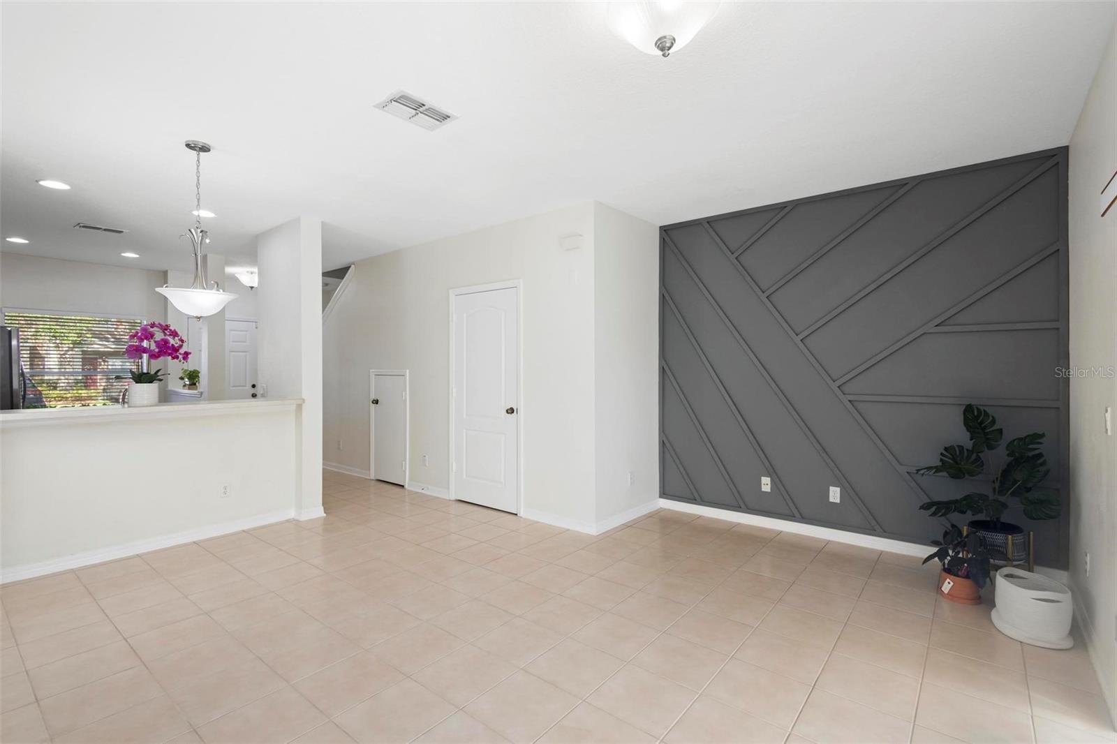 Image 13 of 36 For 3434 Wilshire Way Road 191