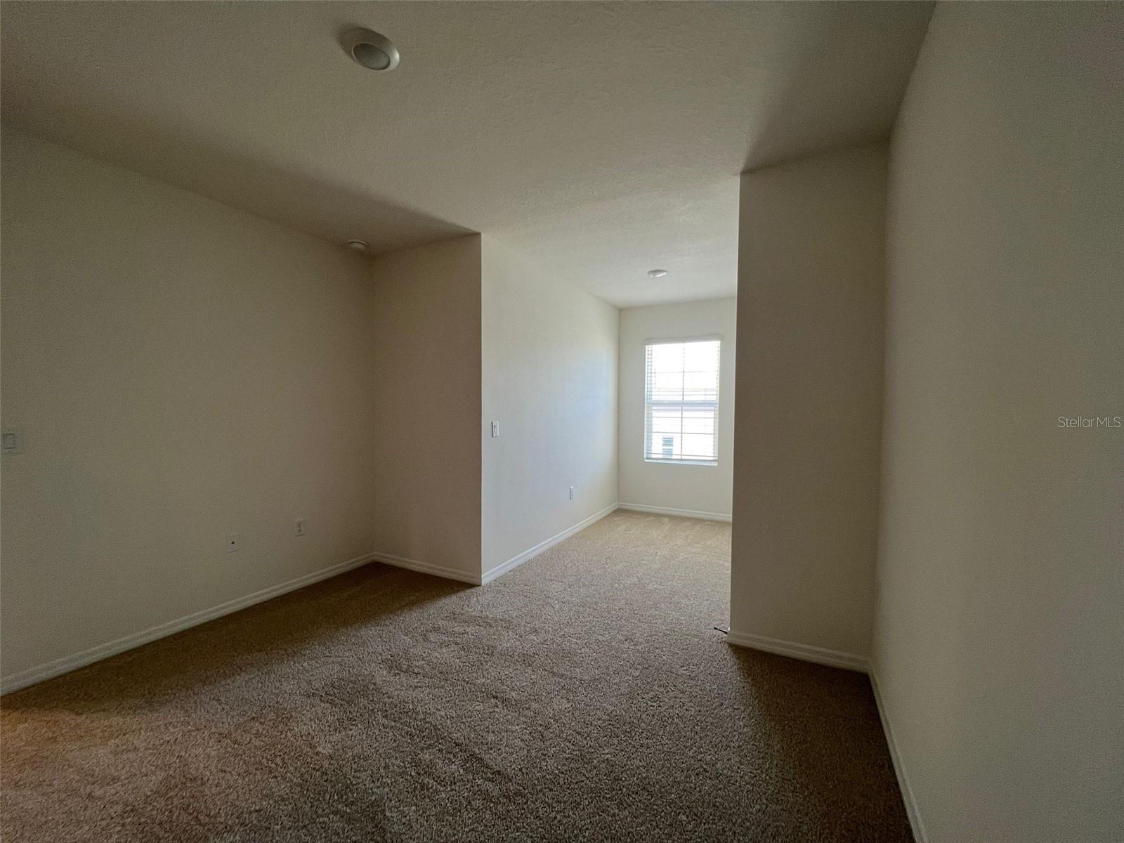 Image 14 of 22 For 1065 Blue Jay Drive