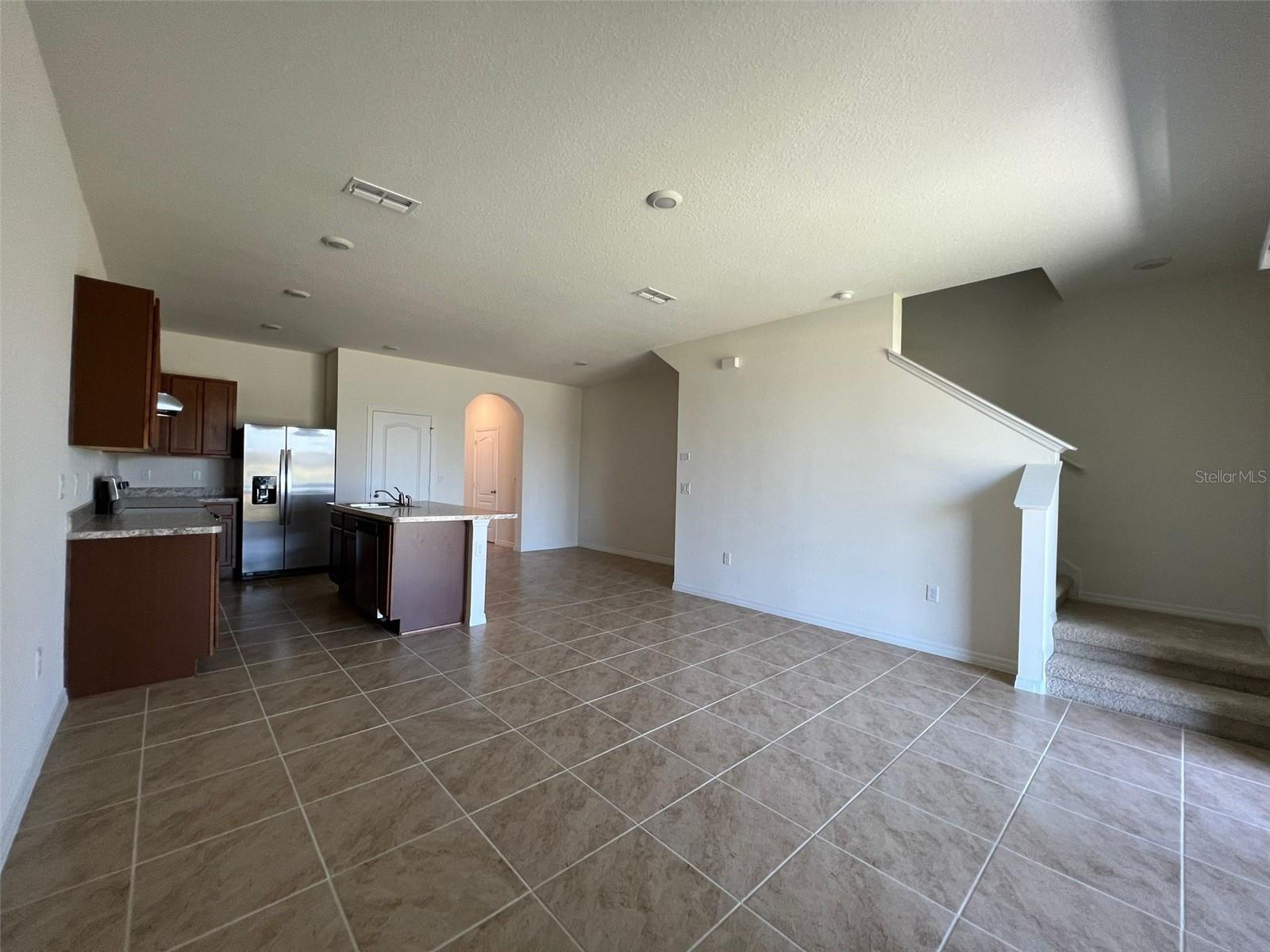 Image 4 of 22 For 1065 Blue Jay Drive