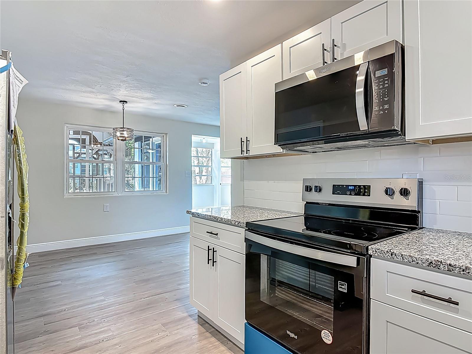 Image 24 of 55 For 1298 Scottsdale Drive