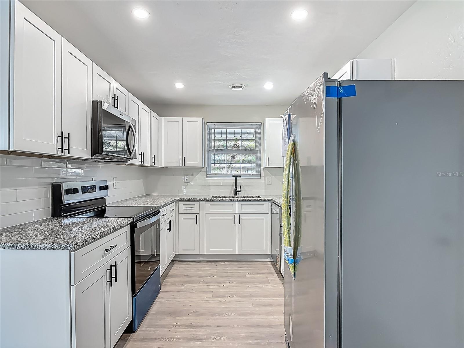 Image 25 of 55 For 1298 Scottsdale Drive