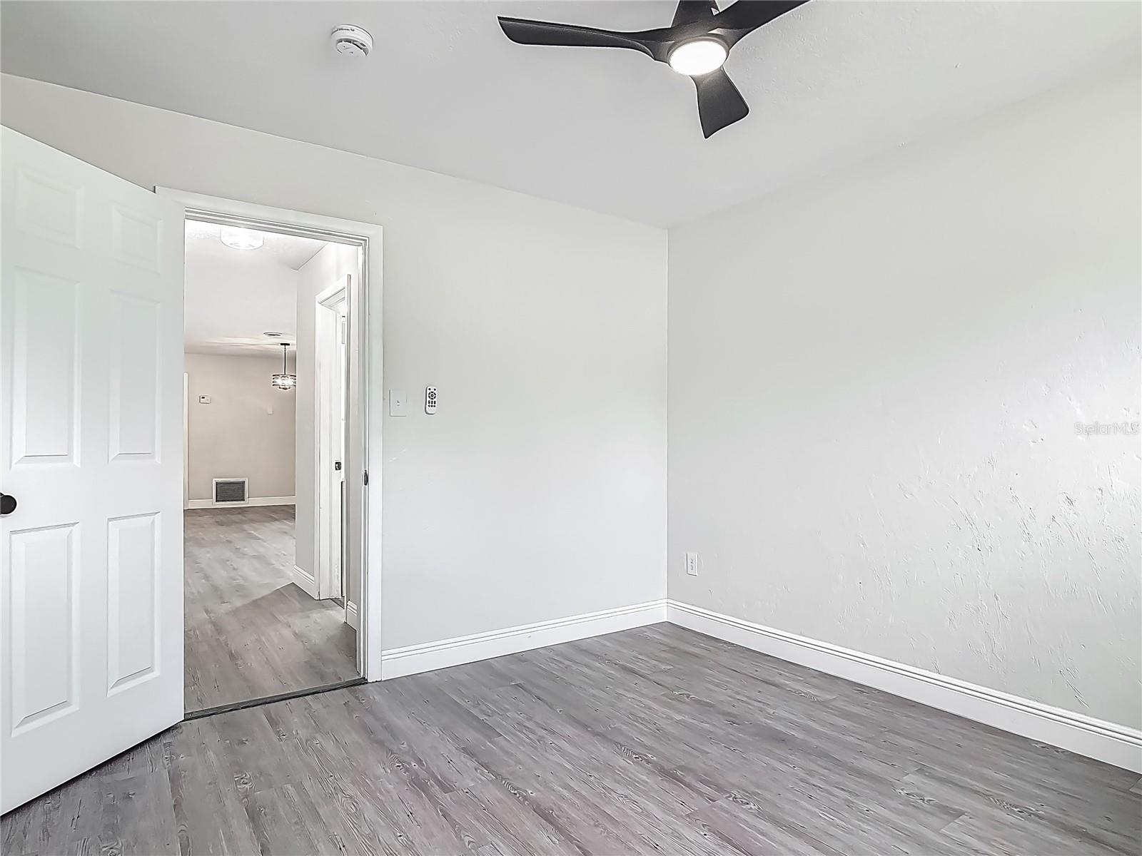 Image 32 of 55 For 1298 Scottsdale Drive