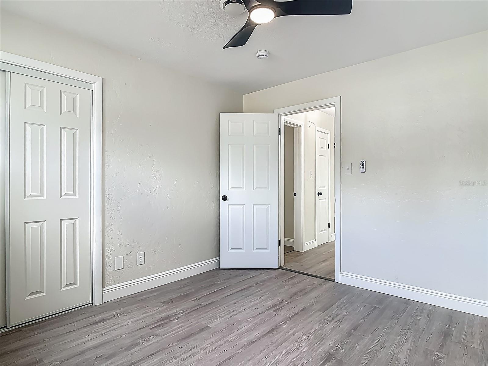Image 33 of 55 For 1298 Scottsdale Drive