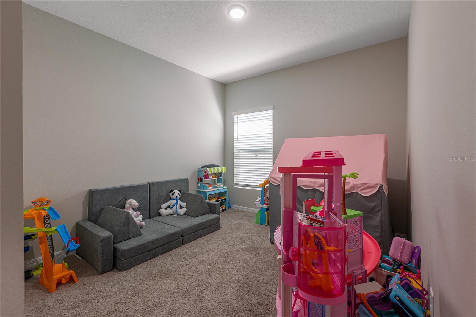 Image 12 of 35 For 34327 Verbena Street
