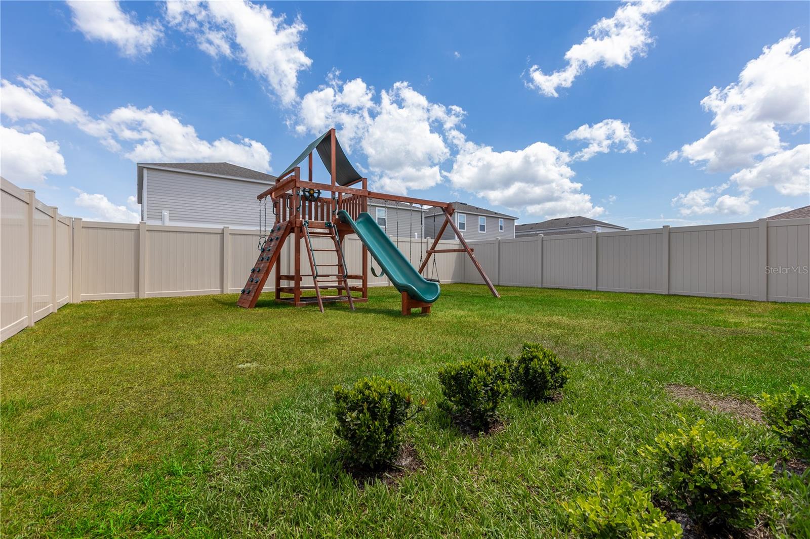 Image 29 of 35 For 34327 Verbena Street