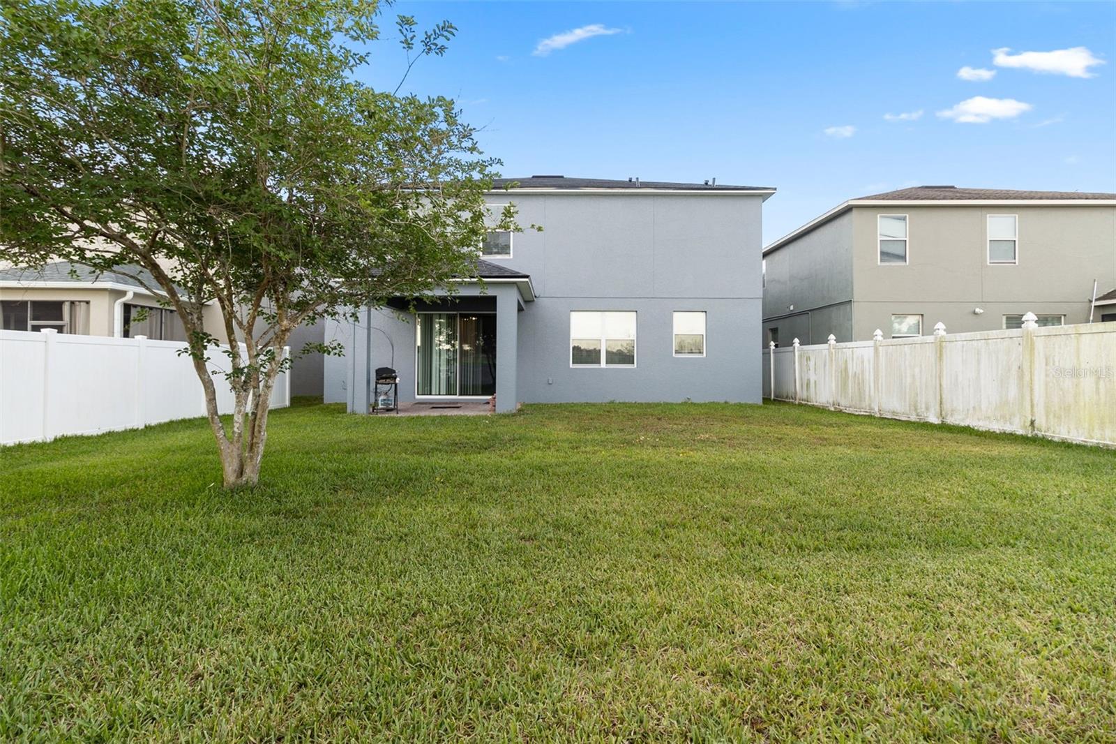 Image 27 of 56 For 15210 Montesino Drive