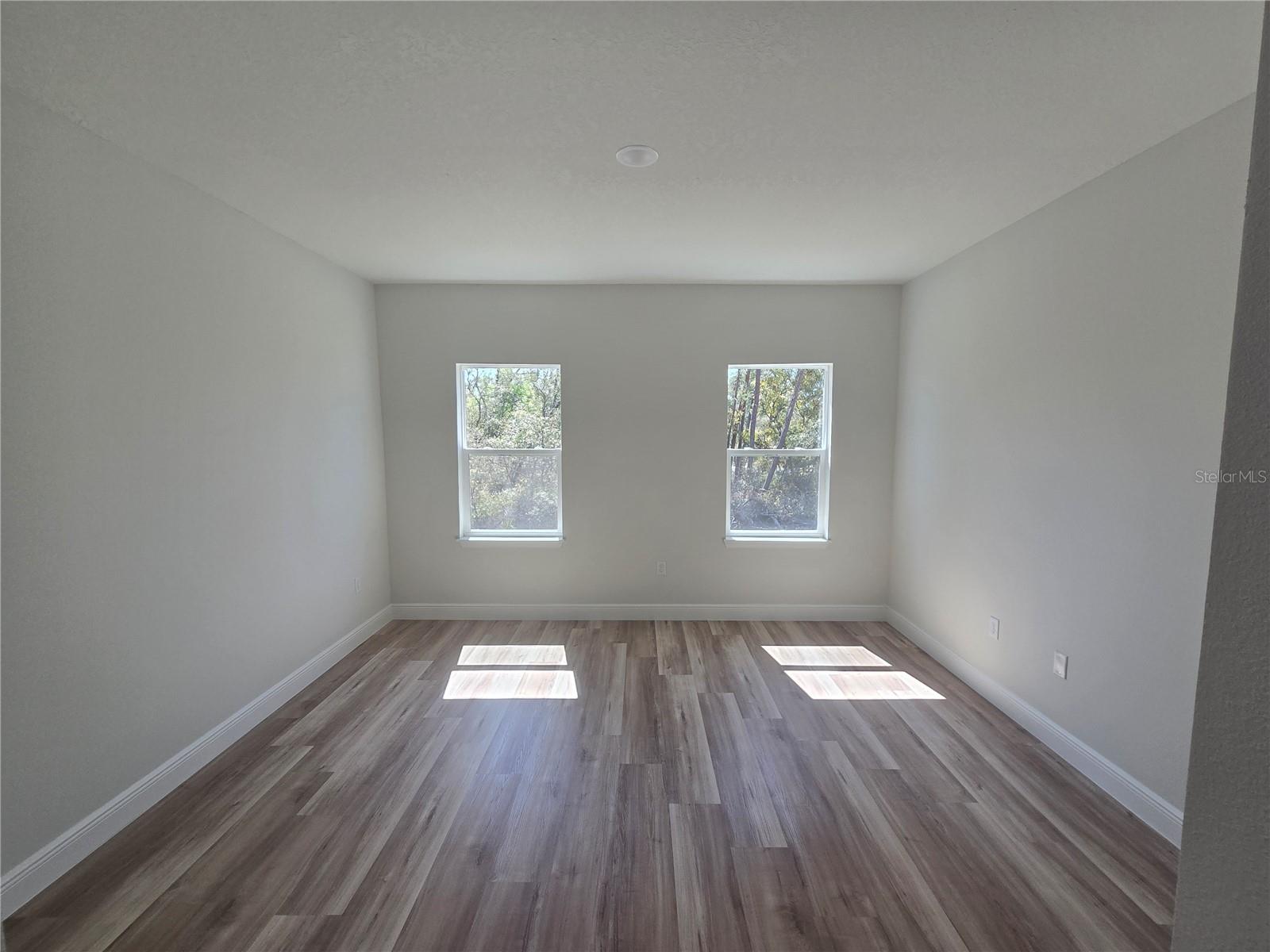 Image 23 of 45 For 2644 162 Nd Street