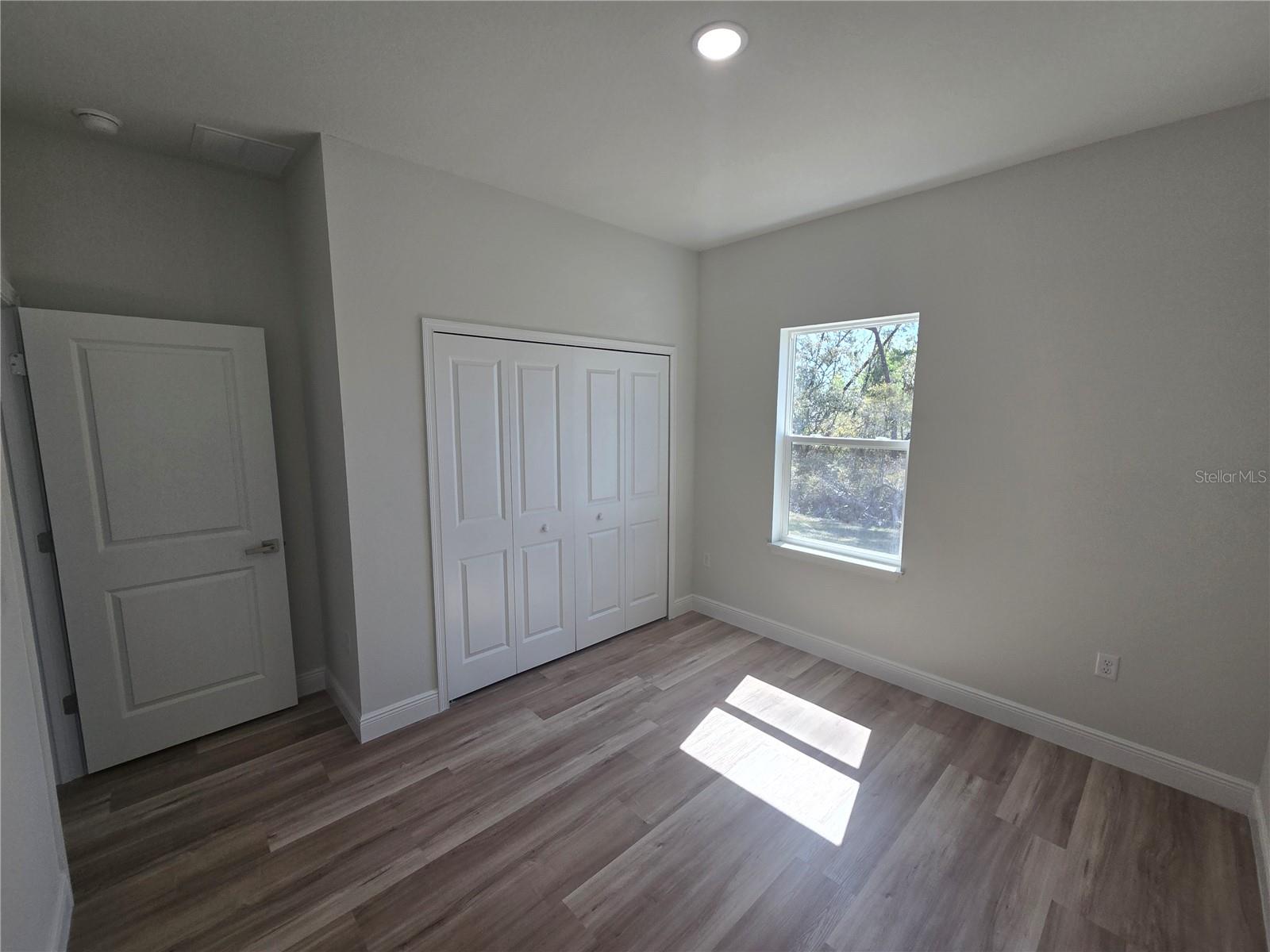 Image 30 of 45 For 2644 162 Nd Street