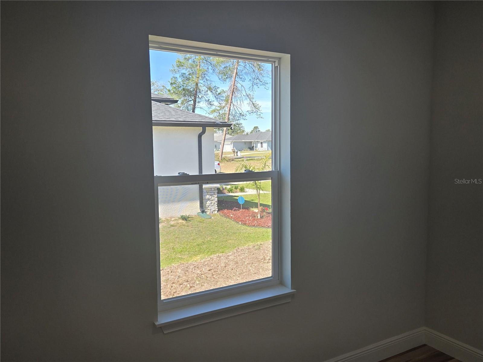 Image 32 of 45 For 2644 162 Nd Street
