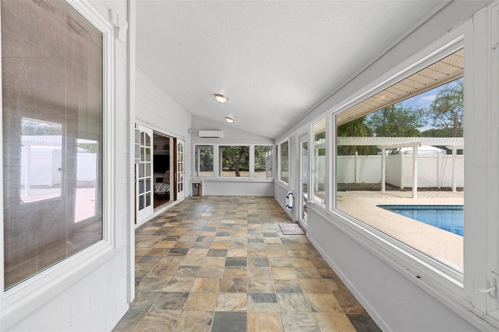 Image 37 of 74 For 1415 Brumley Road