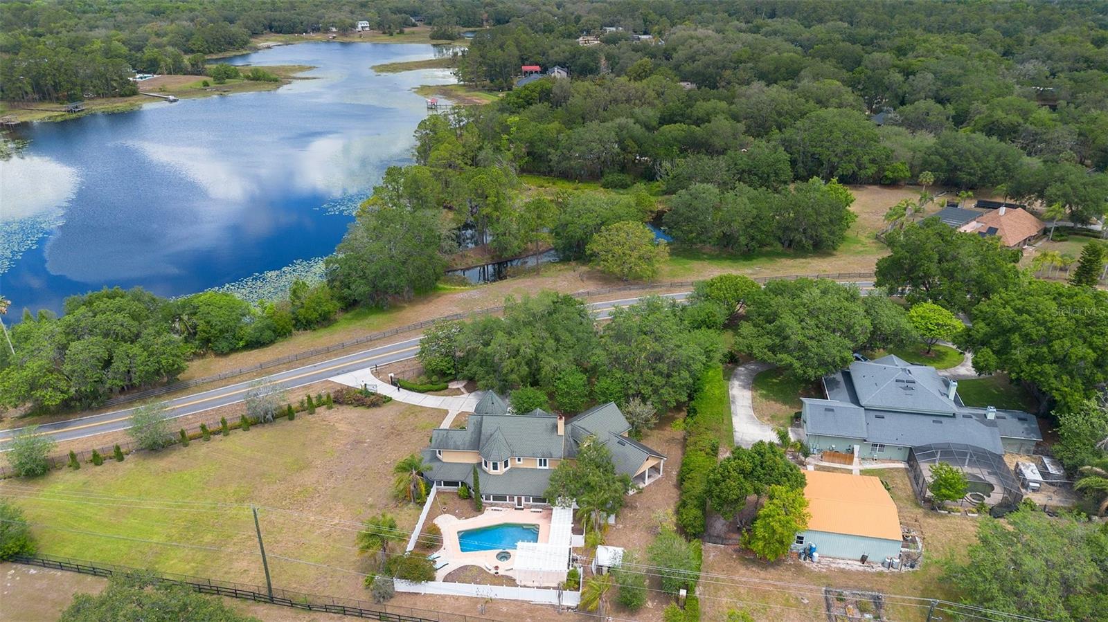 Image 4 of 74 For 1415 Brumley Road