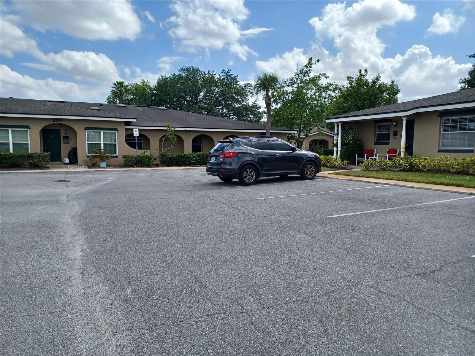 Image 4 of 31 For 207 Esplanade Way 101