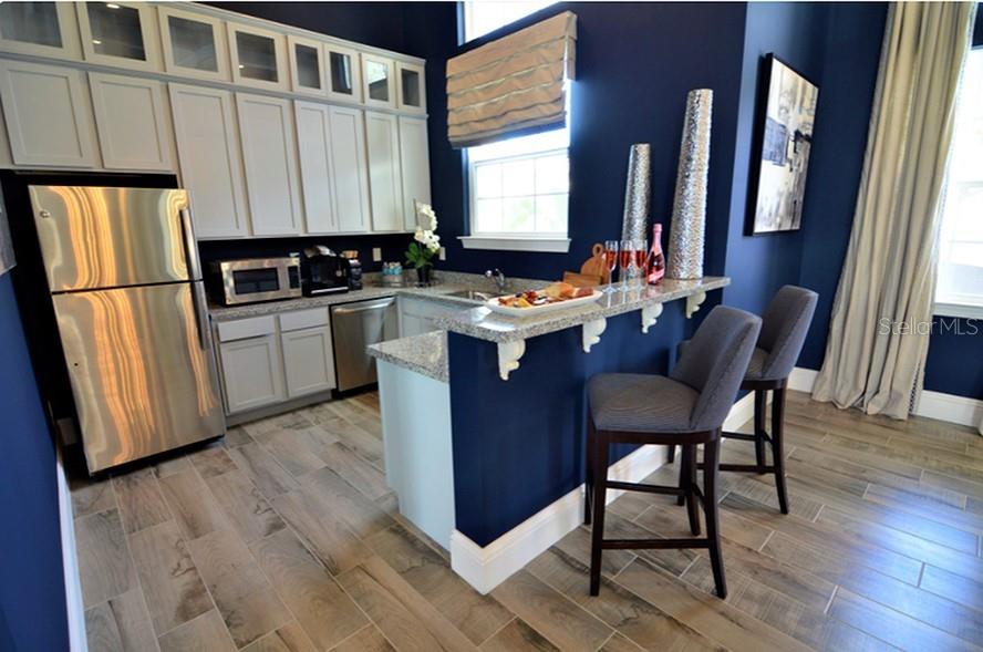 Image 6 of 21 For 7102 Portofino Way