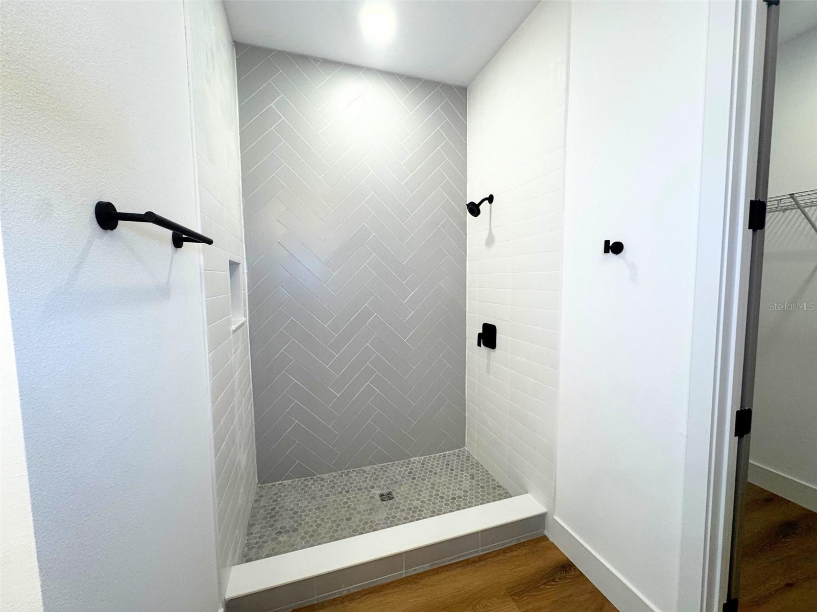 Image 16 of 21 For 410 Flat River Street Sw