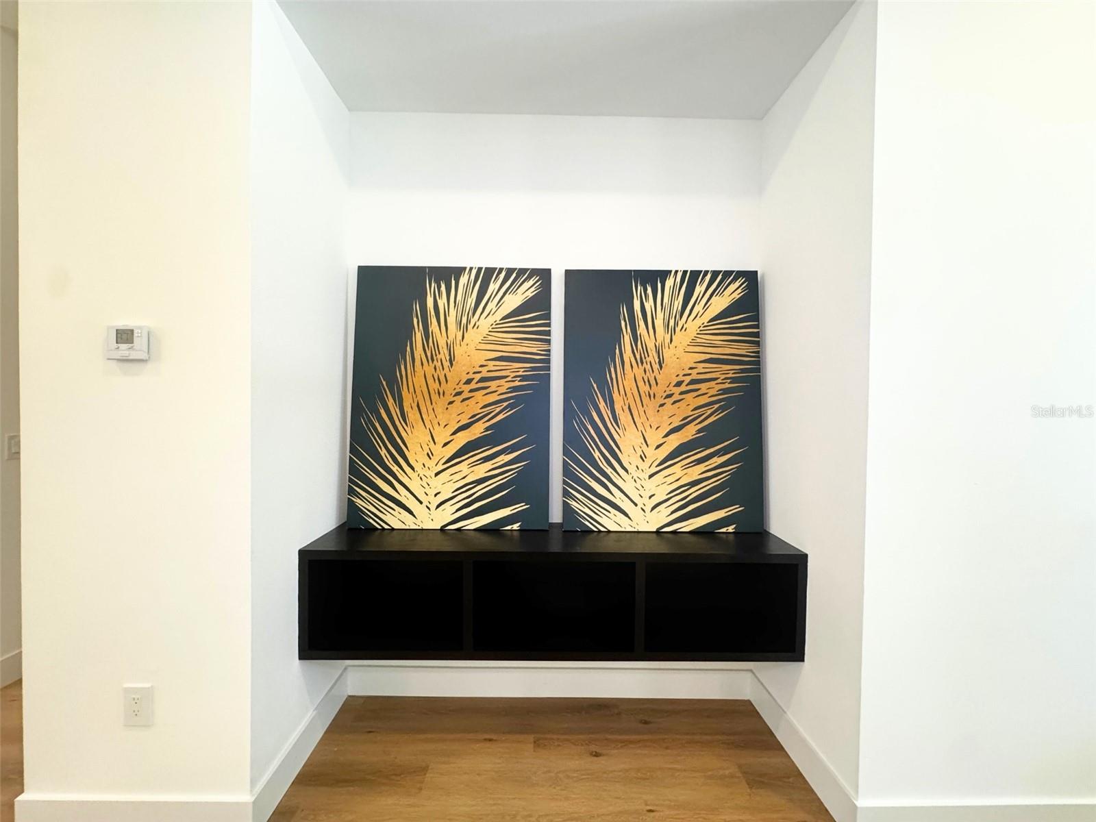 Image 6 of 21 For 410 Flat River Street Sw