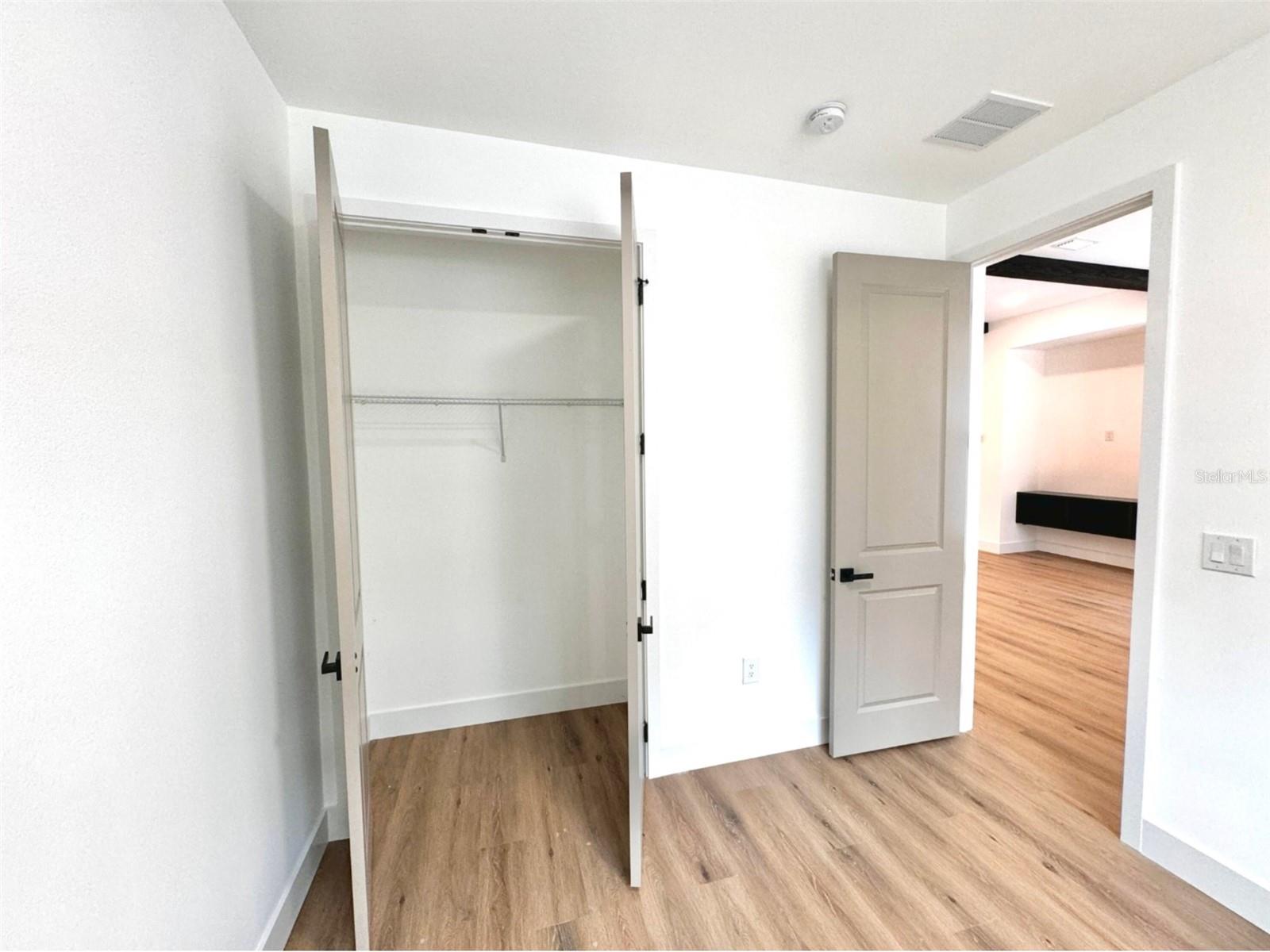 Image 8 of 21 For 410 Flat River Street Sw