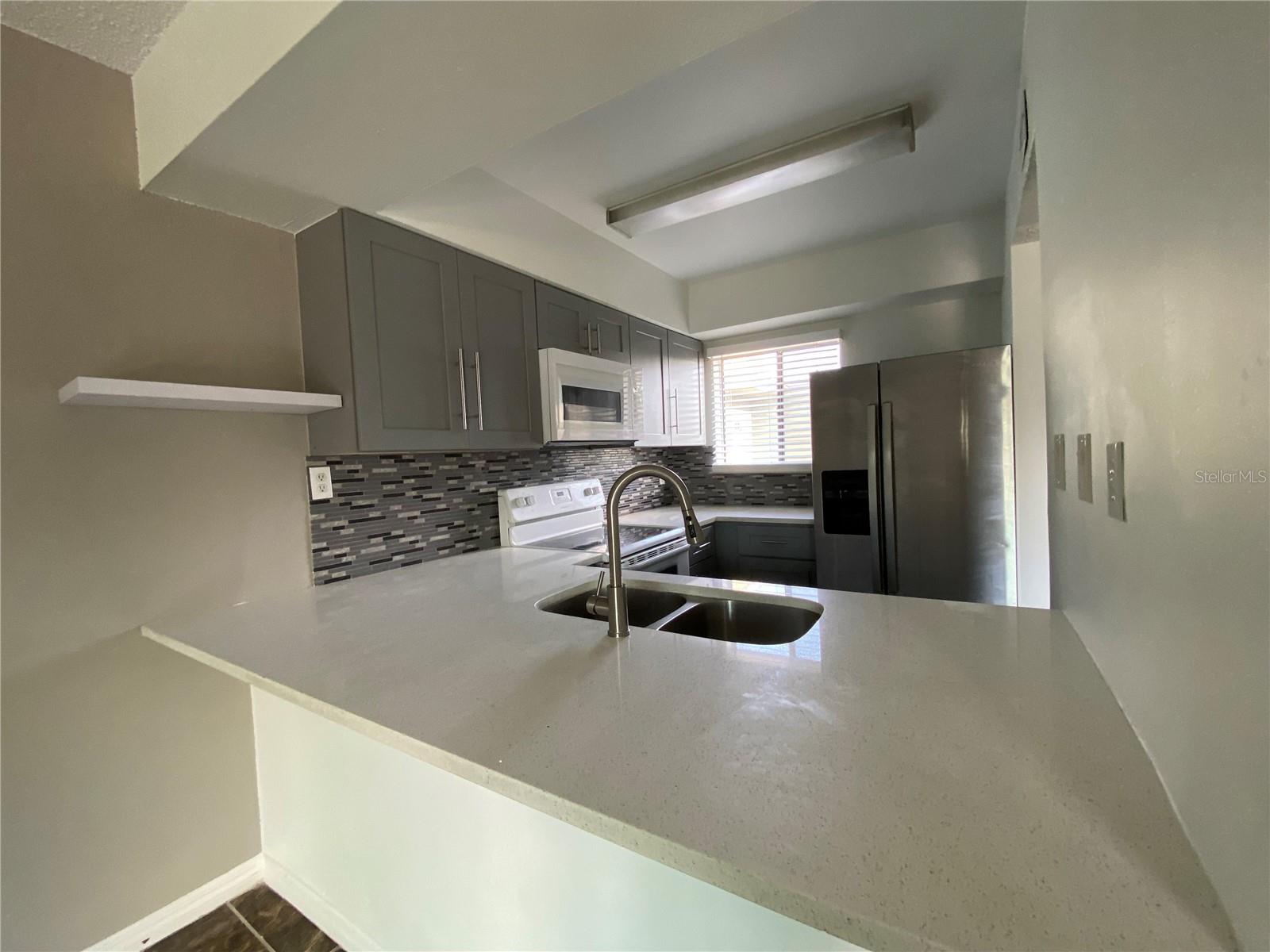 Image 6 of 26 For 174 Scottsdale Square 174