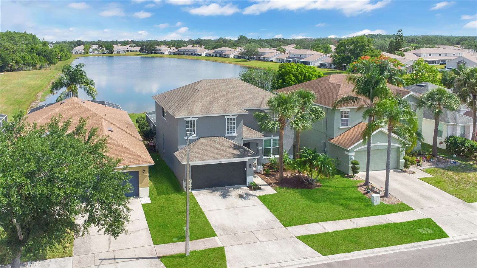 Image 34 of 41 For 726 Lake Biscayne Way