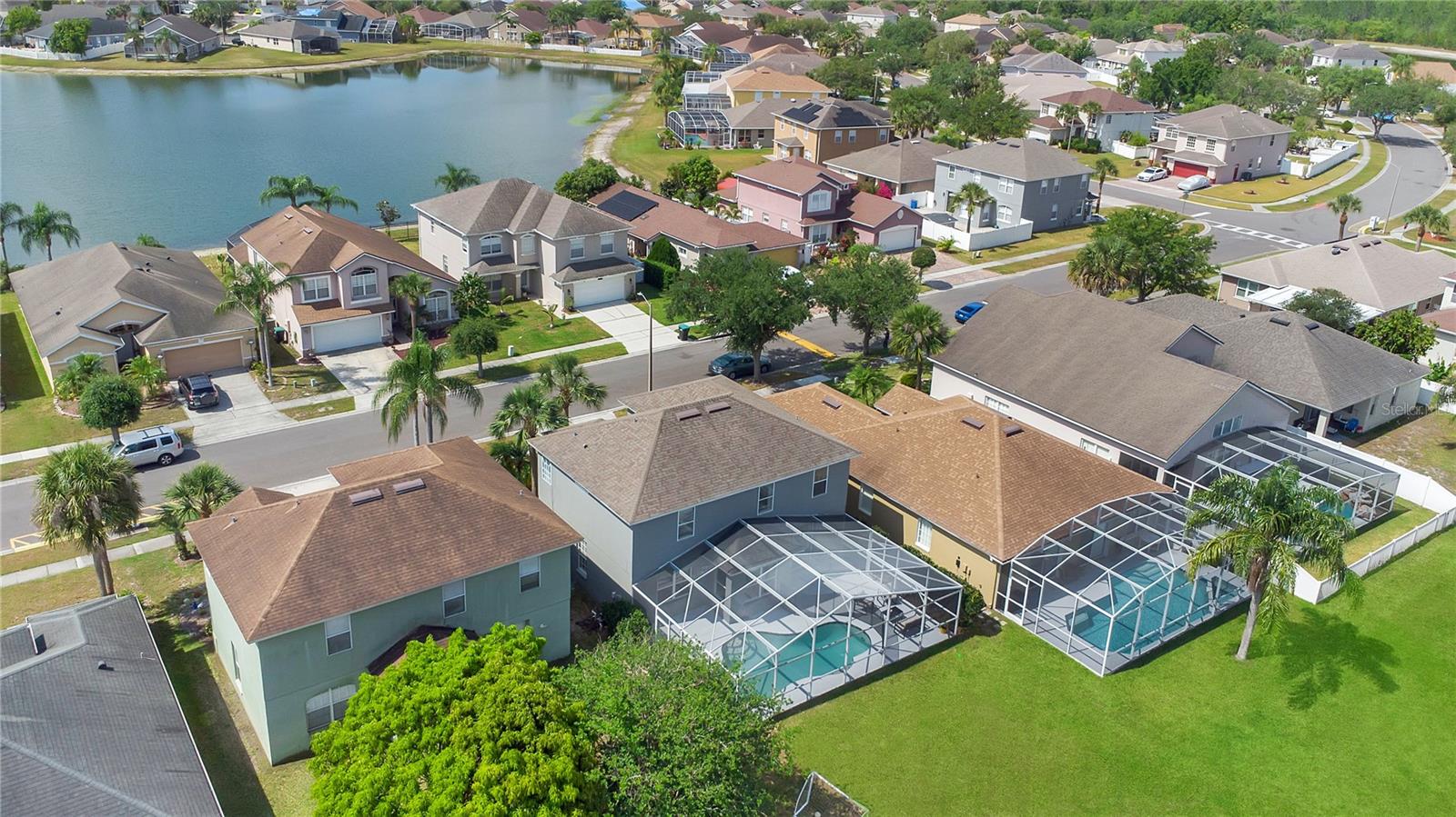 Image 37 of 41 For 726 Lake Biscayne Way