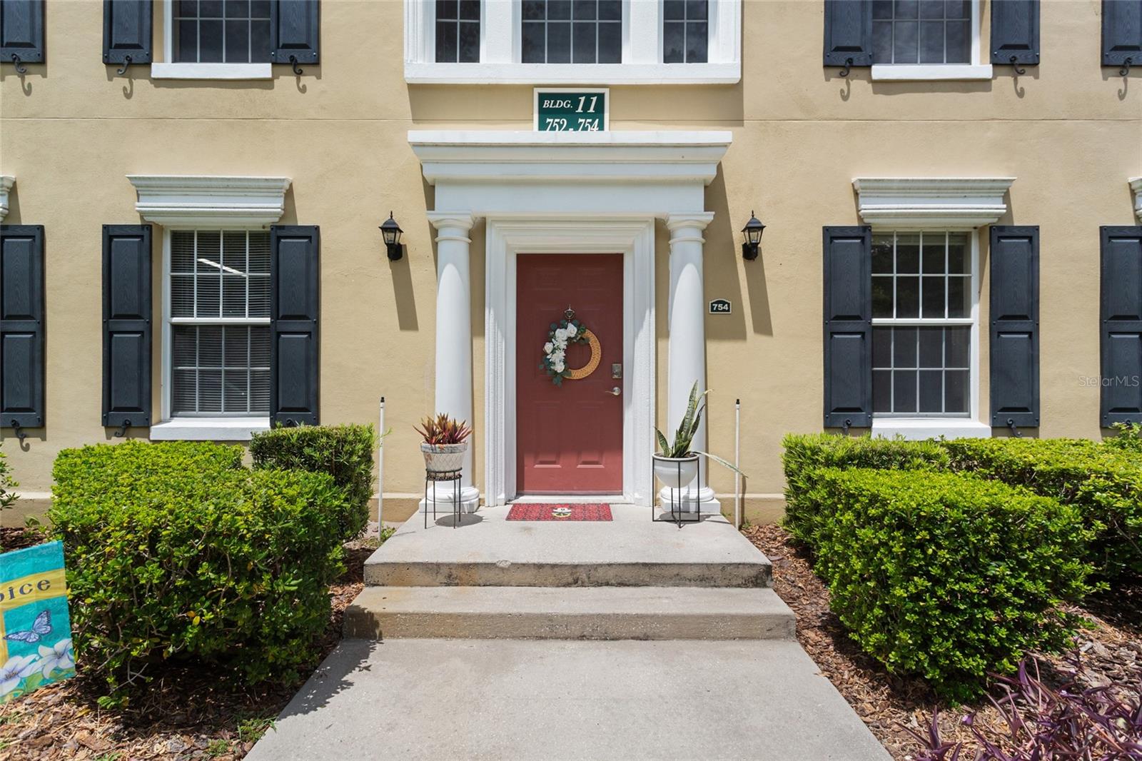 Image 2 of 40 For 754 Centervale Drive