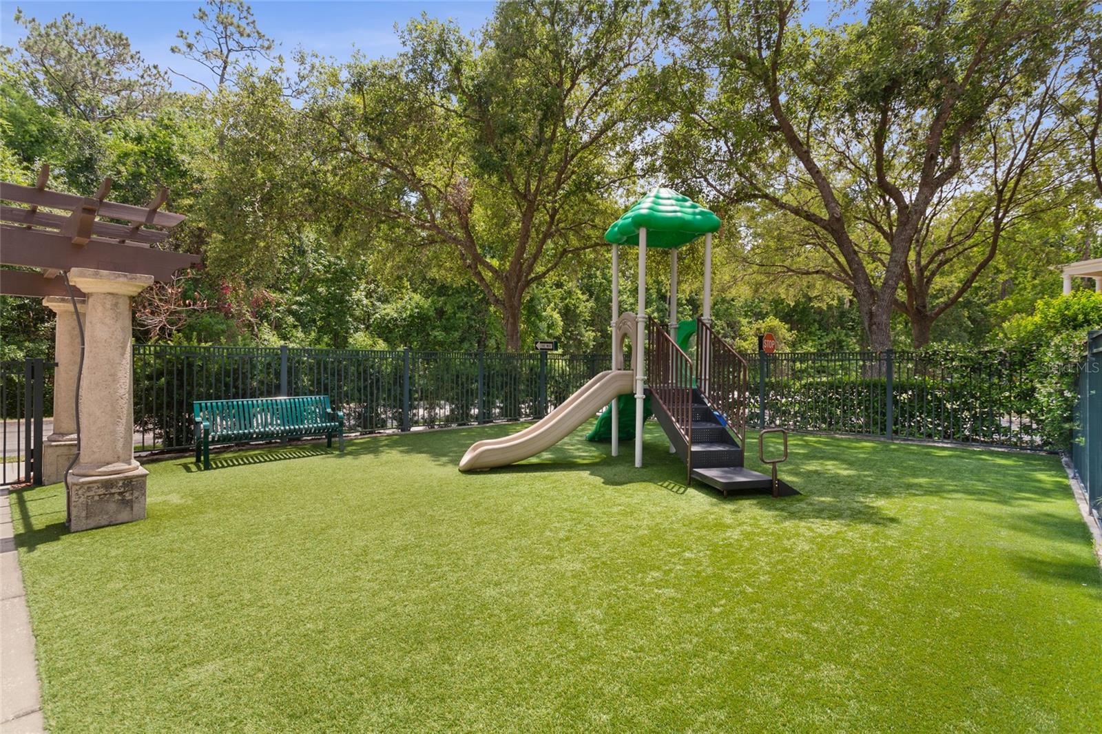 Image 30 of 40 For 754 Centervale Drive