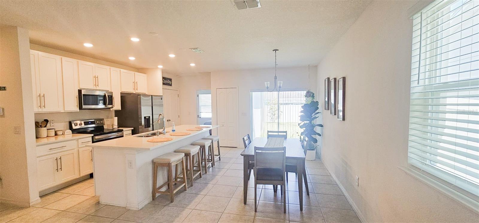 Image 4 of 14 For 853 Bocavista Court