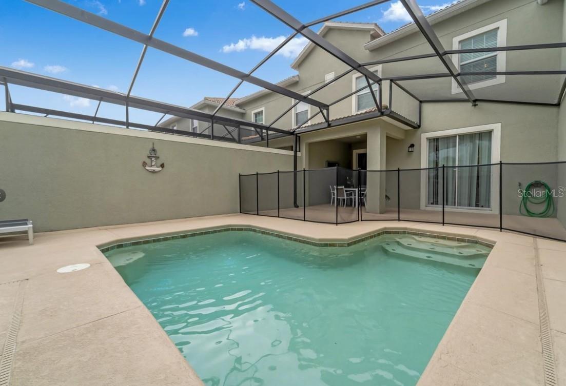 Image 22 of 31 For 4983 Windermere Avenue