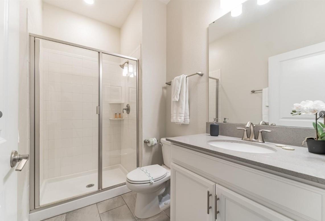 Image 23 of 31 For 4983 Windermere Avenue