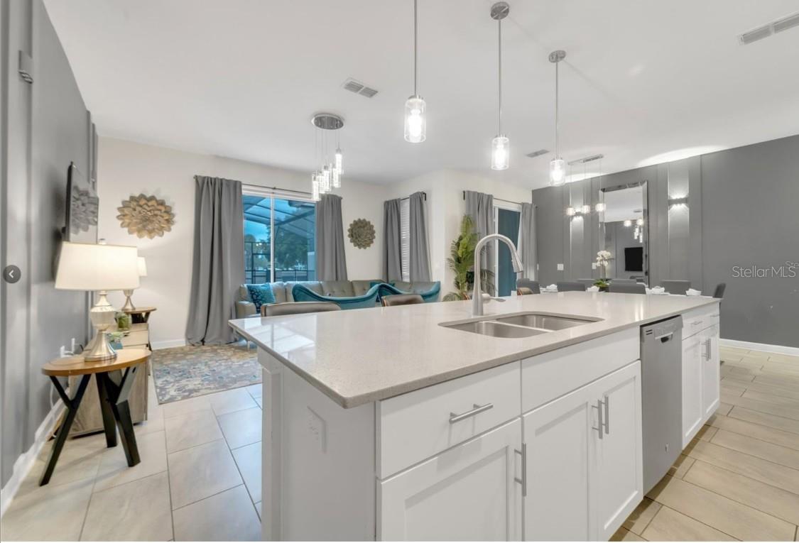 Image 7 of 31 For 4983 Windermere Avenue