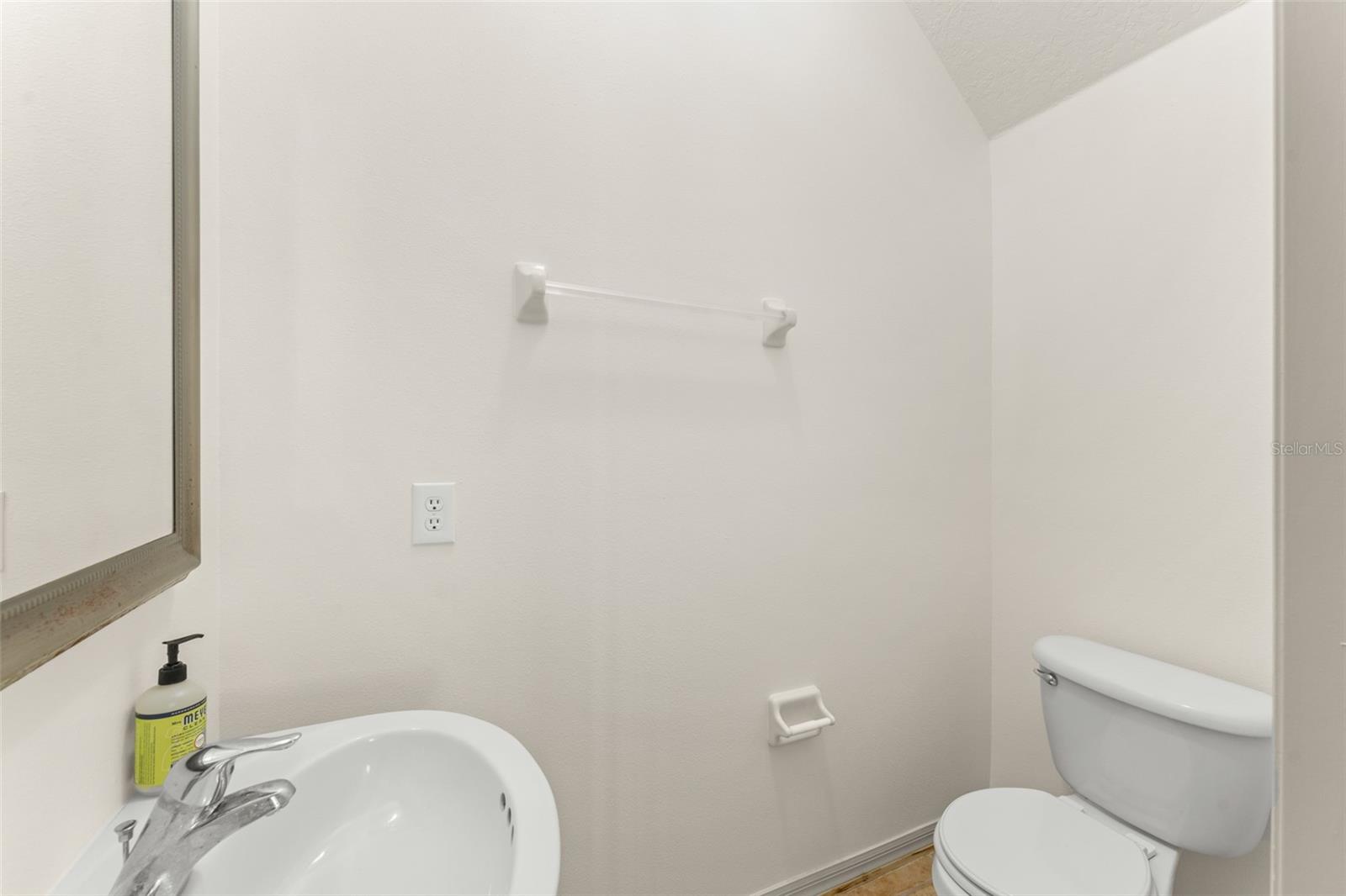 Image 32 of 46 For 3752 Cleary Way