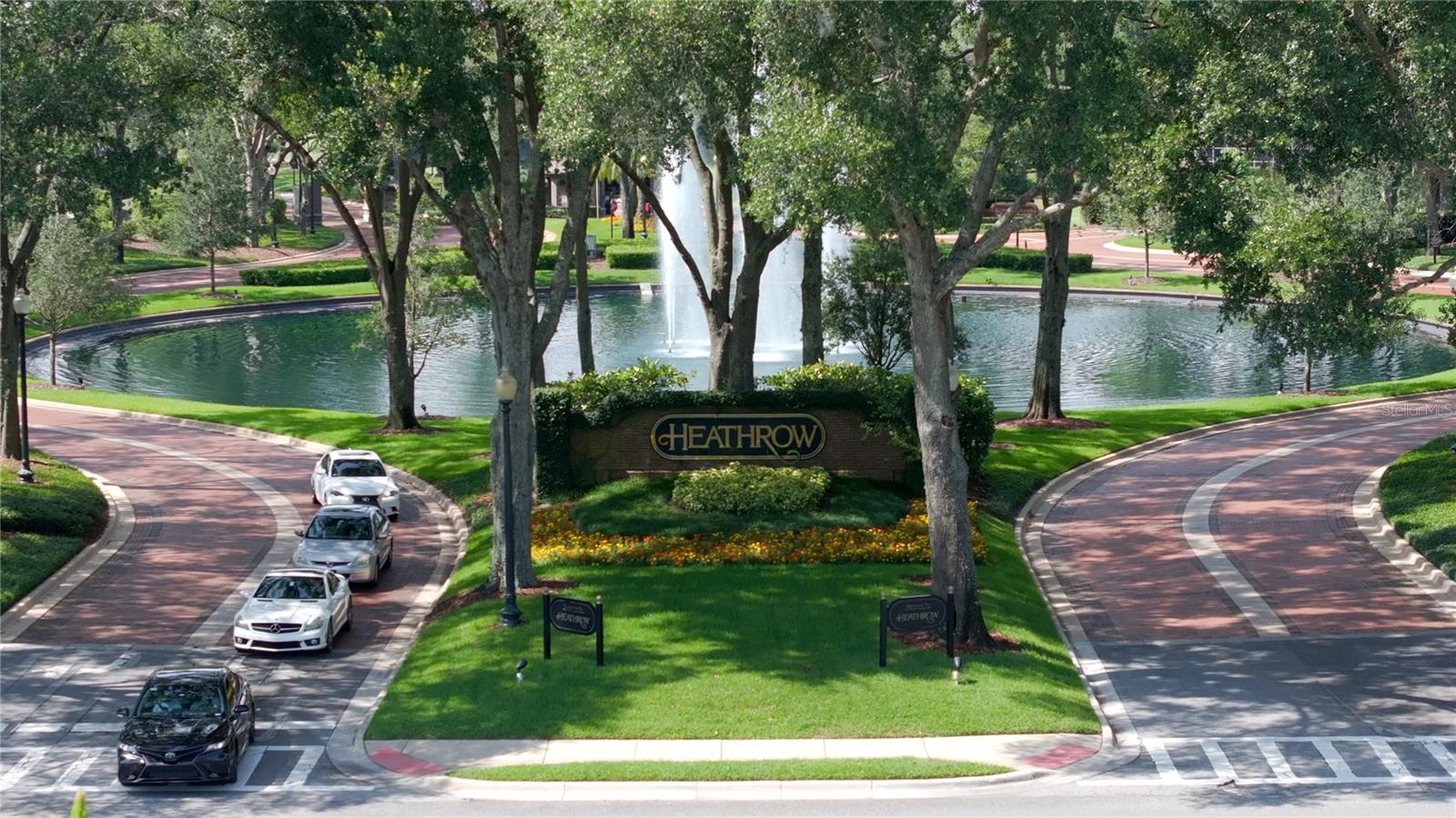 Image 35 of 40 For 220 Wimbledon Circle