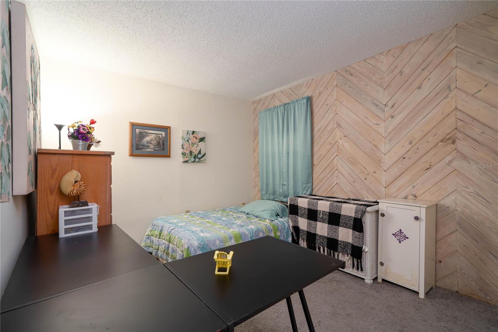 Image 12 of 28 For 7418 Riverbank Drive