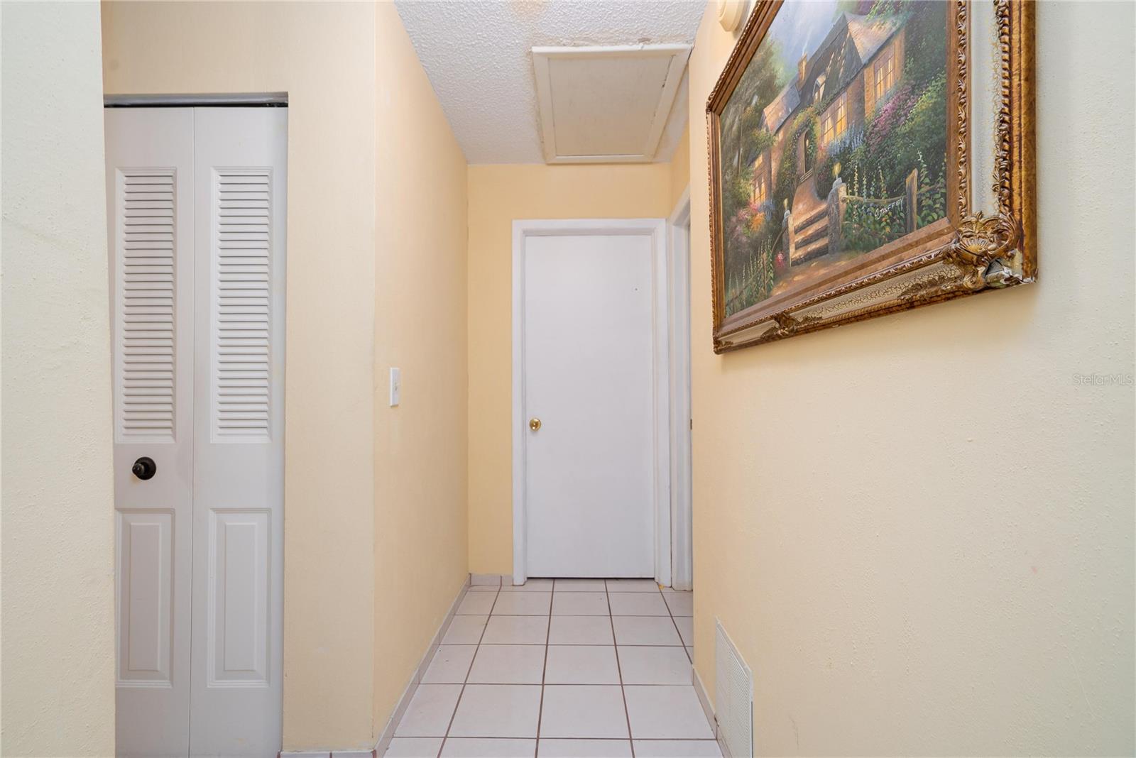 Image 13 of 28 For 7418 Riverbank Drive
