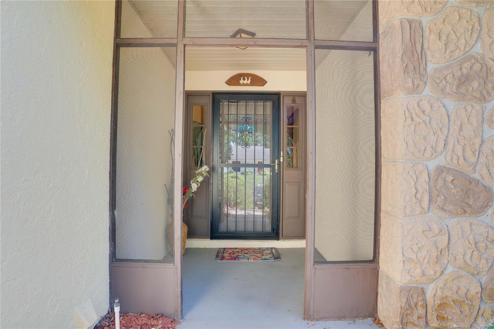 Image 6 of 28 For 7418 Riverbank Drive
