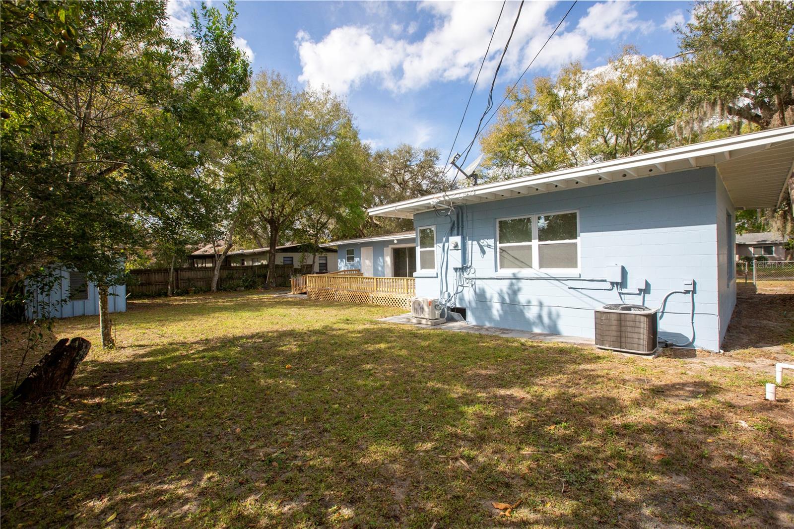 Image 4 of 23 For 1938 Eland Avenue
