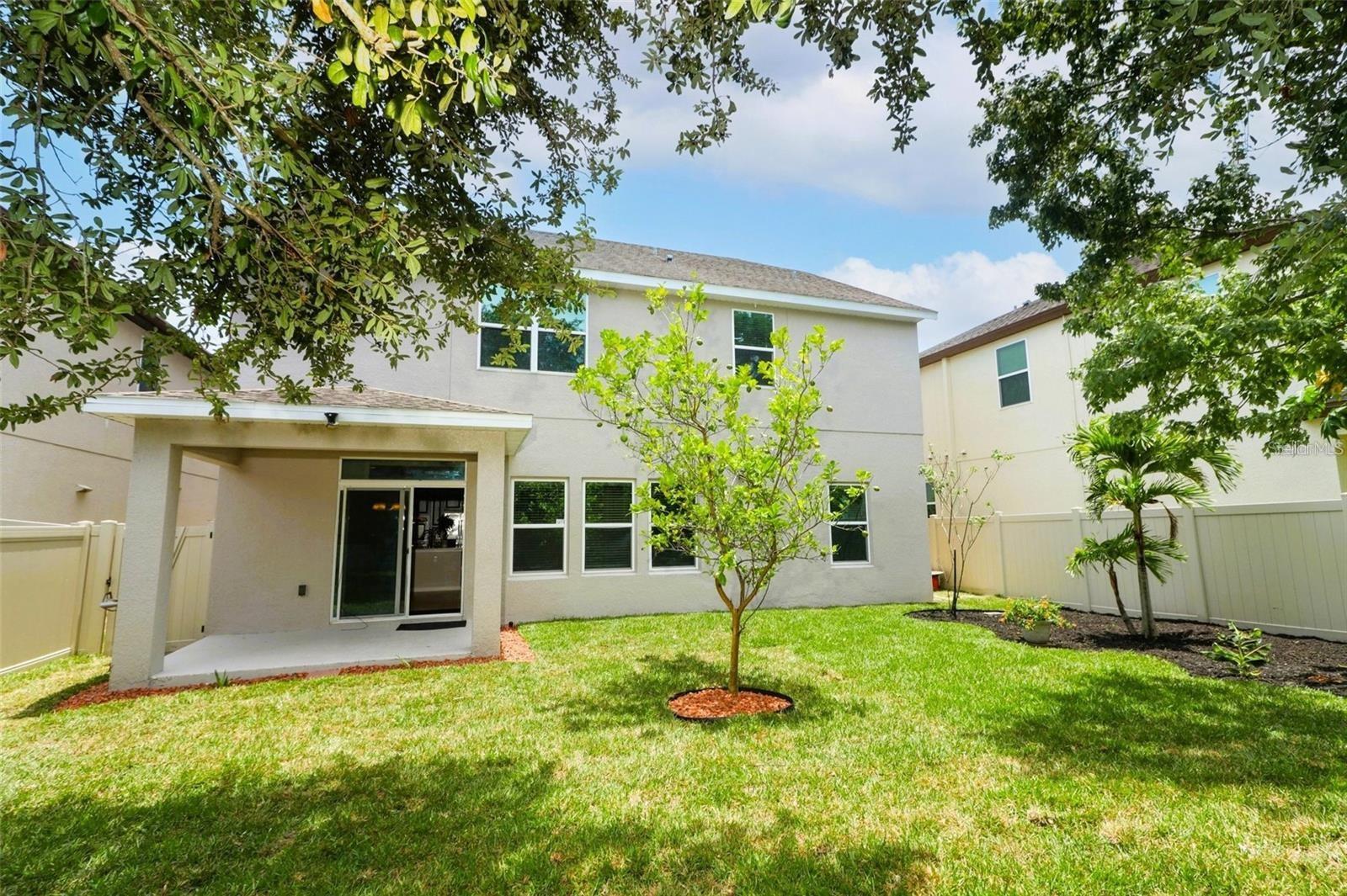 Image 15 of 25 For 540 Seven Oaks Boulevard
