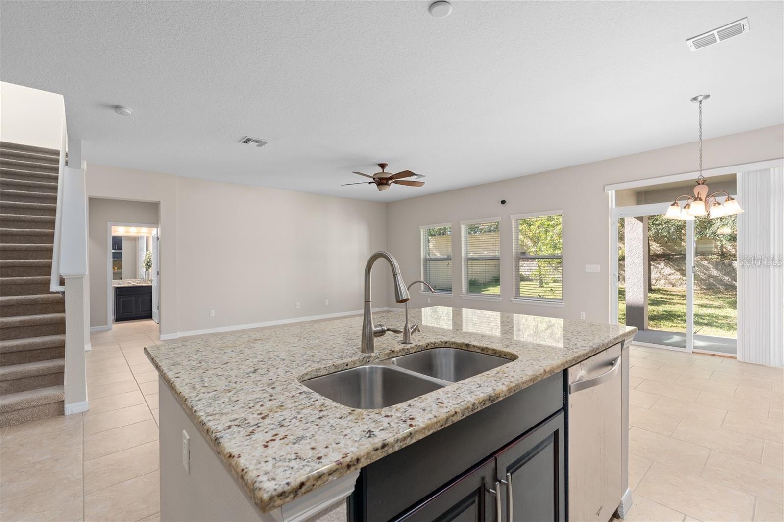 Image 7 of 25 For 540 Seven Oaks Boulevard