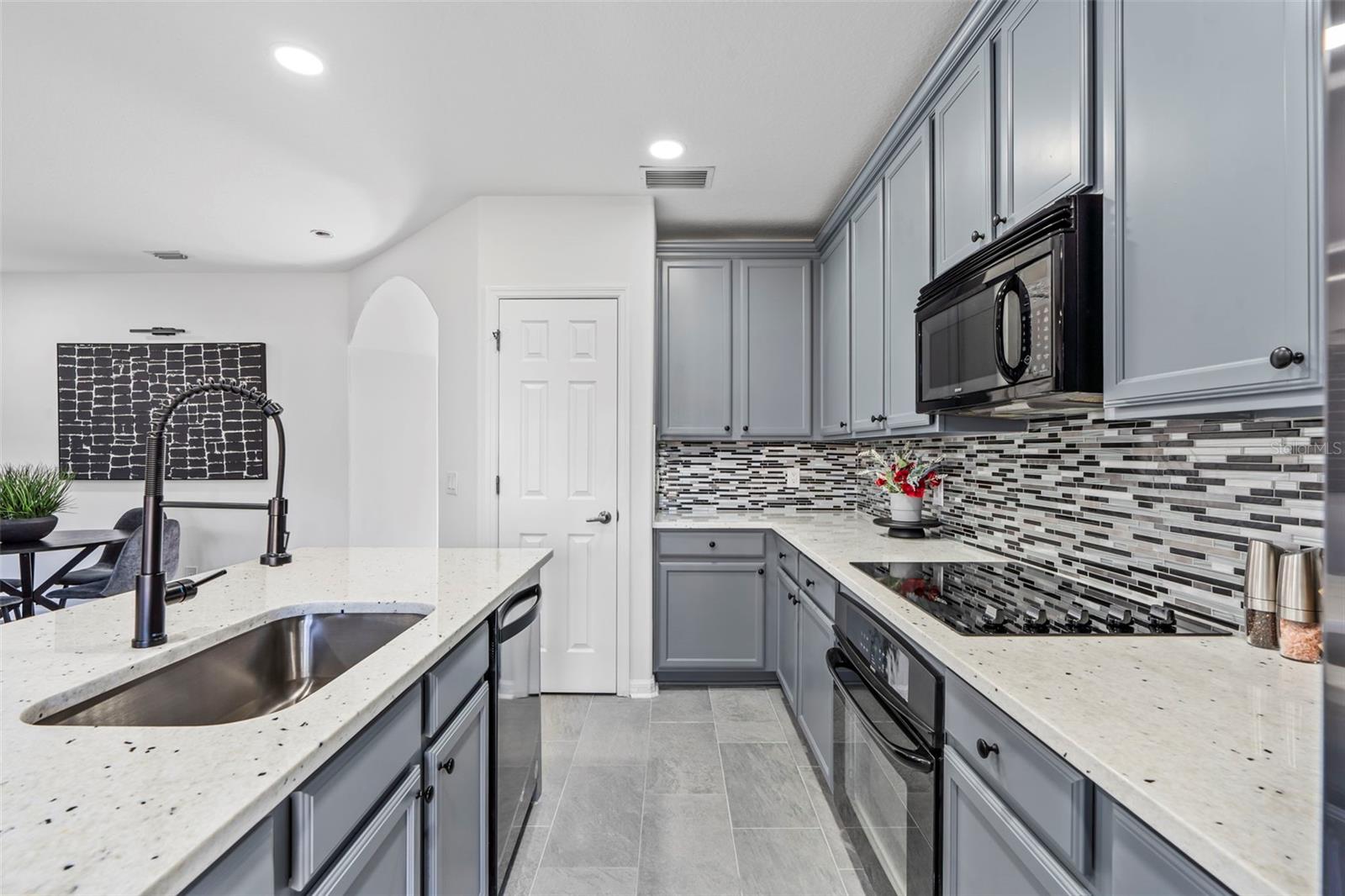 Image 16 of 40 For 2943 Willowleaf Lane