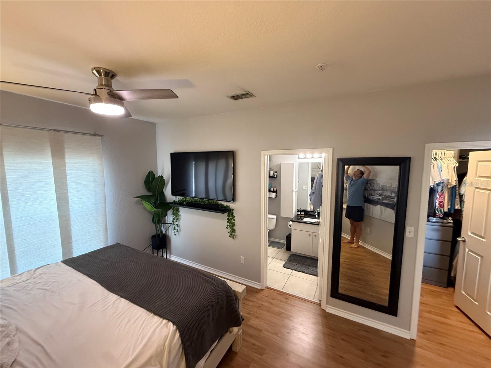 Image 15 of 20 For 4333 Bayside Village Drive 310