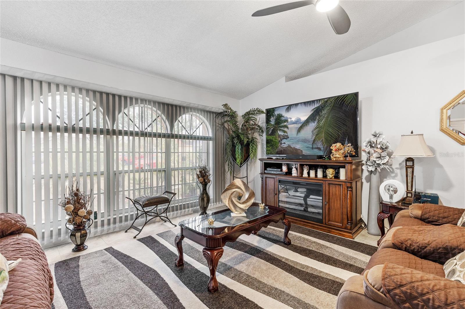 Image 11 of 39 For 5113 Sage Way