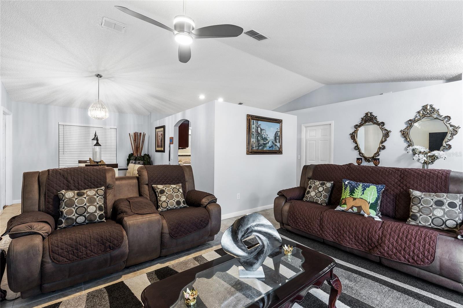 Image 12 of 39 For 5113 Sage Way